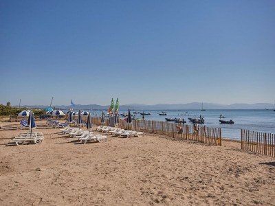 Holiday park Apartment in Giens with Pool & Beaches Nearby - Environment photo 26