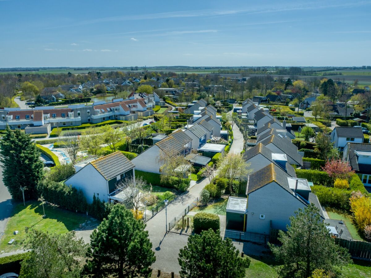 Holiday park Ferienhaus in Brouwershaven am Grevelingenmeer - Outdoor photo 2