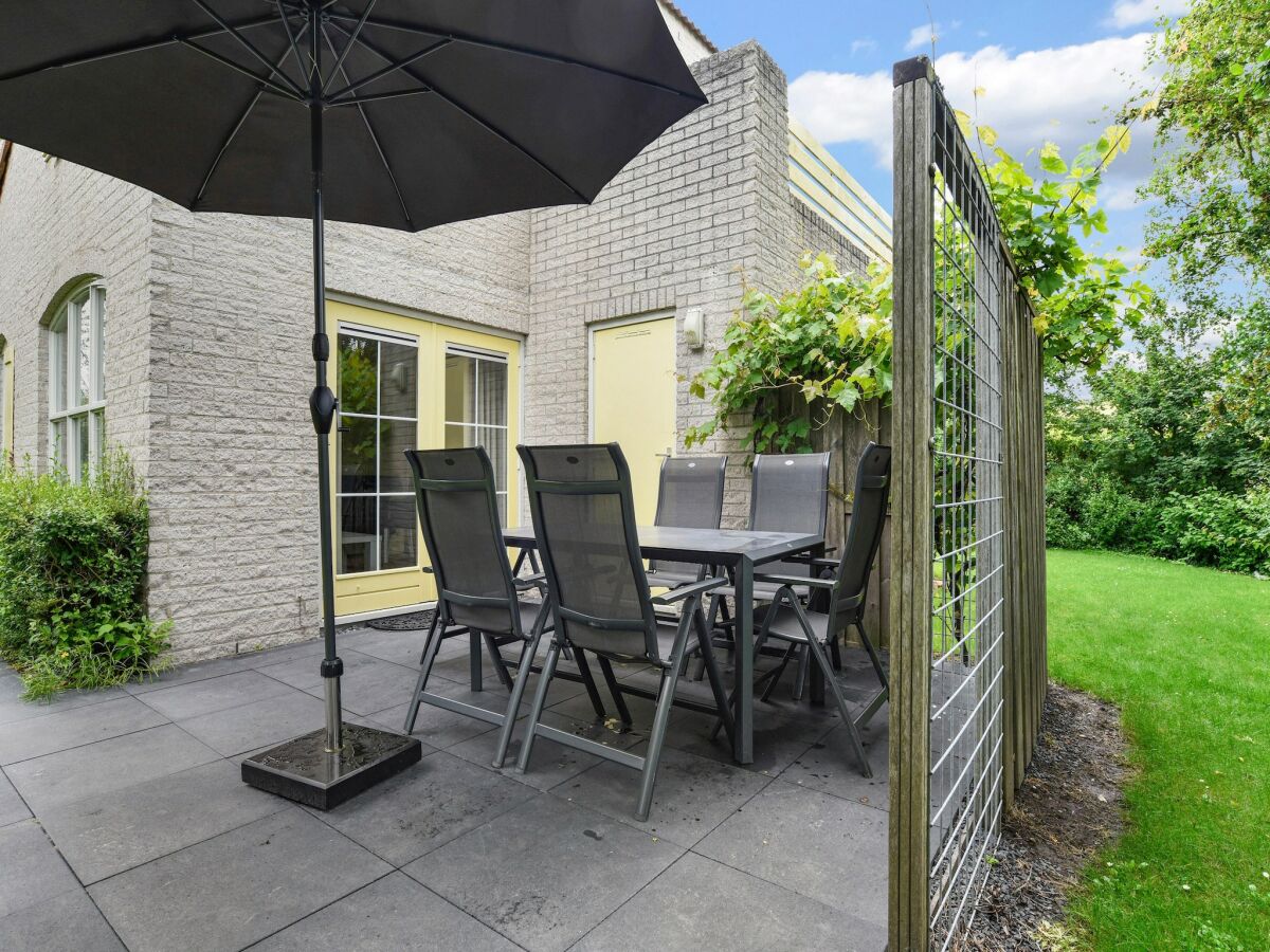 Holiday park Spacious Home with Garden - Outdoor photo 3