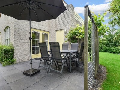 Holiday park Spacious Home with Garden - Outdoor photo 3