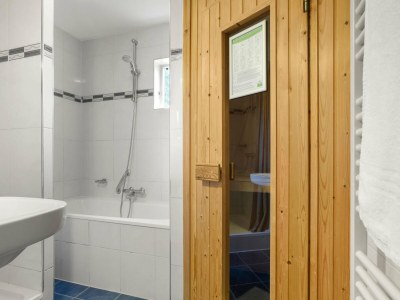 Holiday park Spacious Home with Garden - Outdoor photo 18