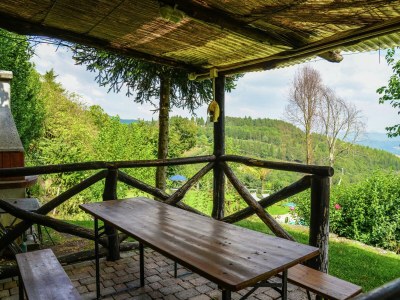 Holiday house Ferienhaus Monte mit Pool und Waldwegen - Outdoor photo 13