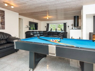 Holiday house Luxus-Ruckzug mit Pool -- By Traum Ferienwohnungen - Outdoor photo 5