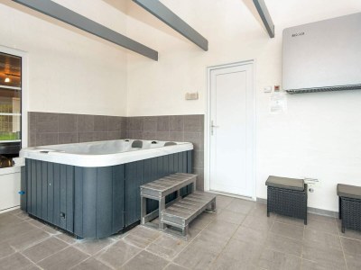 Holiday house Luxus-Ruckzug mit Pool -- By Traum Ferienwohnungen - Outdoor photo 23