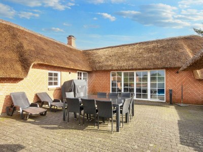 Holiday house Luxus-Ruckzug mit Pool -- By Traum Ferienwohnungen - Outdoor photo 31