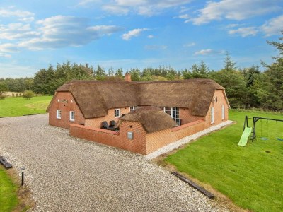 Holiday house Luxus-Ruckzug mit Pool -- By Traum Ferienwohnungen - Outdoor photo 32