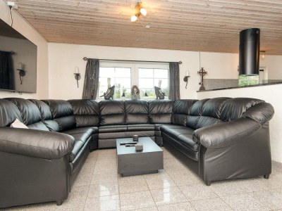 Holiday house Luxus-Ruckzug mit Pool -- By Traum Ferienwohnungen - Outdoor photo 35