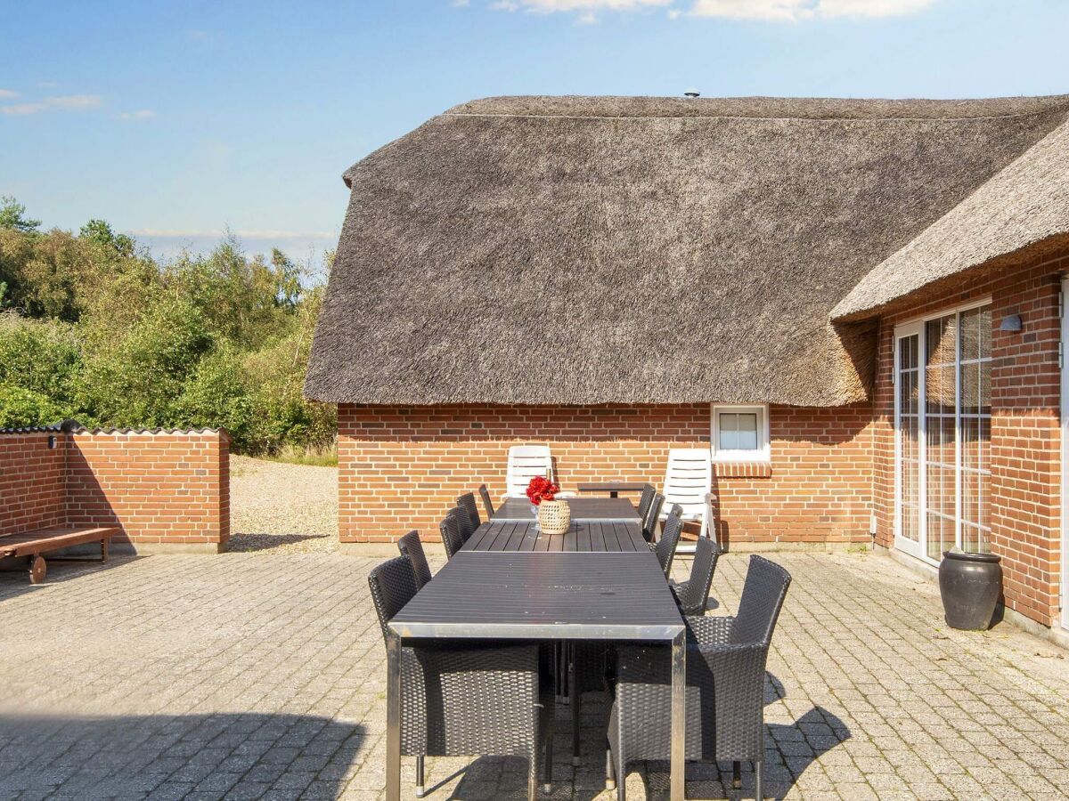 Holiday house Luxurioses Poolhaus -- By Traum Ferienwohnungen - Outdoor photo 2