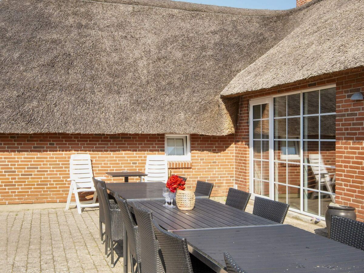 Holiday house Luxurioses Poolhaus -- By Traum Ferienwohnungen - Outdoor photo 5