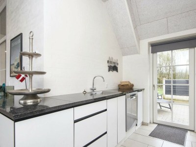 Holiday house Luxurioses Refugium mit Pool - Outdoor photo 18