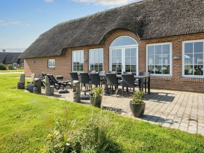 Holiday house Luxury Retreat by the Sea - By Traum Ferienwohnungen - Outdoor photo 2