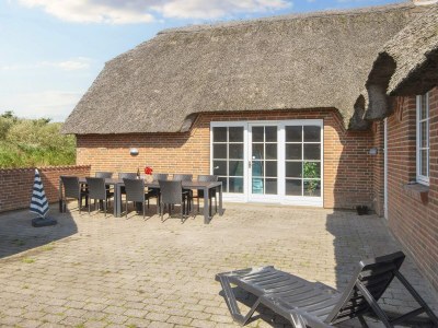 Holiday house Luxury Retreat by the Sea - By Traum Ferienwohnungen - Outdoor photo 15