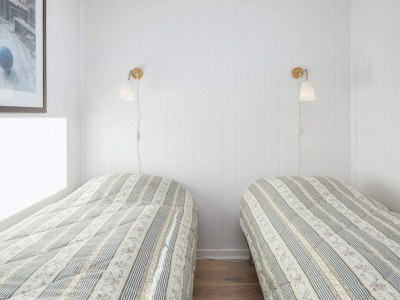 Holiday house Family Holiday Home by North Sea - Outdoor photo 28