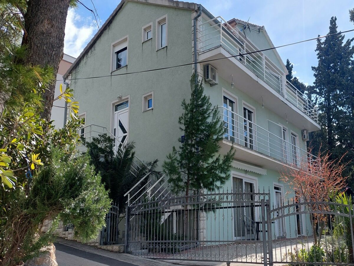 Apartment Apartments Smokvica - Three Bedroom Apt/Terrace - Outdoor photo 5