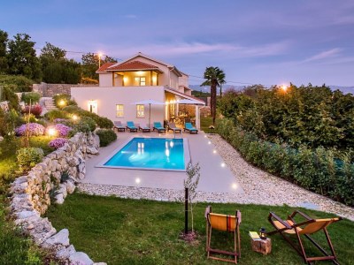 Villa Villa Pia in Icici - Villa