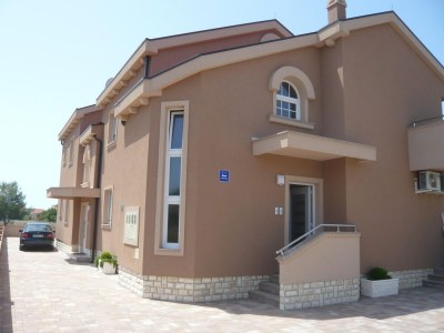 Apartment House in Zaton near Sandy Beaches & Nin - Outdoor photo 11