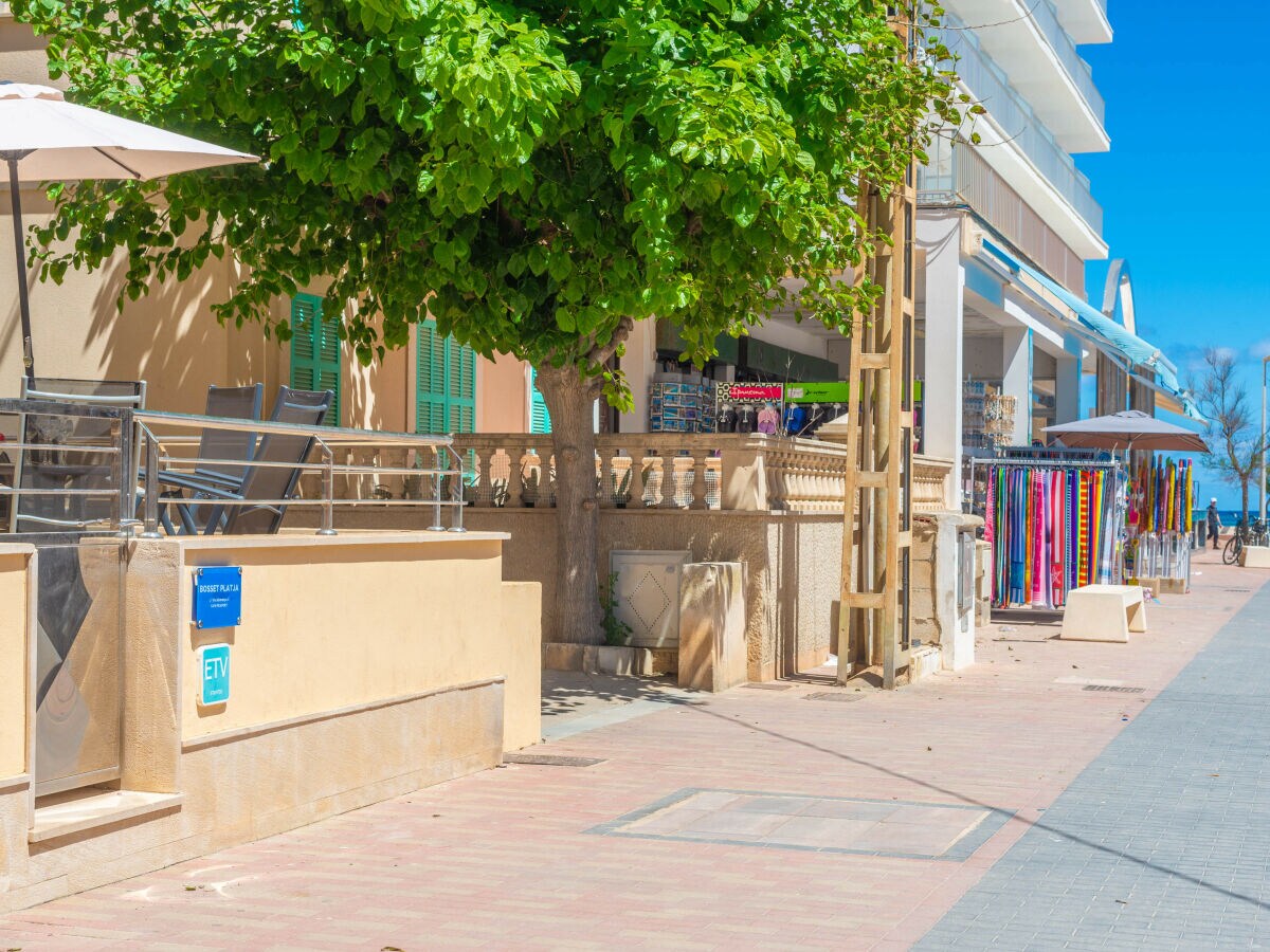 Holiday house BOSSET PLATJA - Outdoor photo 2