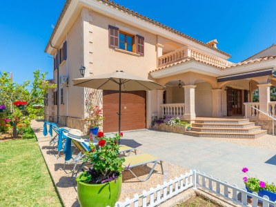 Holiday house MAGDALENA GOMILA MARIMON (LLAC BLAU) - Outdoor photo 6