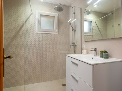 Holiday house VILLA CANTA - Features photo 35