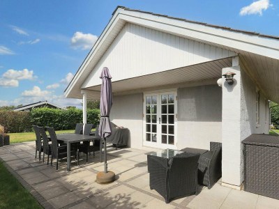 Holiday house 4 person holiday home in Karrebaeksminde - Outdoor photo 15