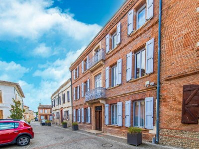 Cottage Mansion with Swimming Pool - Outdoor photo 8