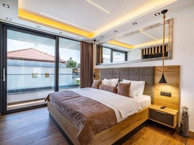 Villa Villa Omega - Four Bedroom Villa with Swimming Pool - Features photo 13