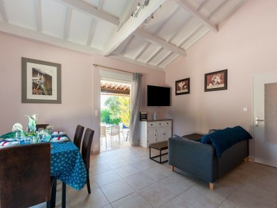 Holiday house Villa in Cannes with Heated Pool & Boat Trips - Features photo 23