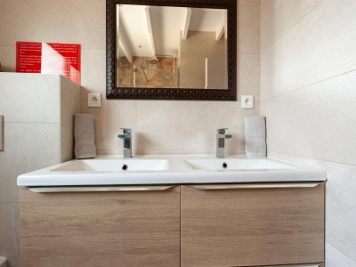 Holiday house Villa in Cannes with Heated Pool & Boat Trips - Features photo 29