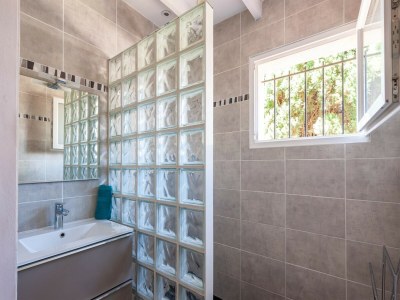 Villa Villa in Callian with Heated Pool and Terrace - Features photo 20