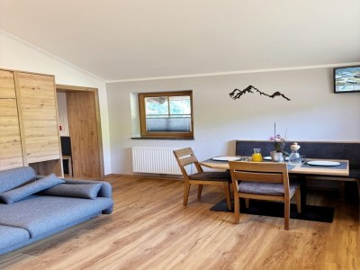 Cottage Sunny Alpine Apartment by the Slopes - Features photo 20