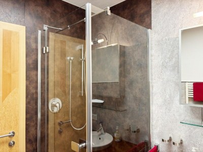 Cottage Sunny Alpine Apartment by the Slopes - Features photo 22