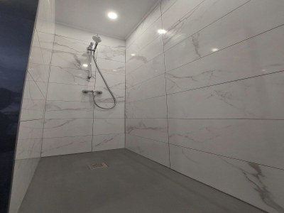 Holiday house Lavish holiday home with private pool - Features photo 24