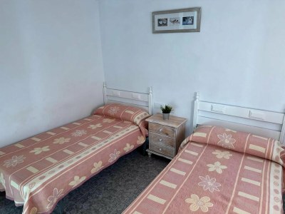 Apartment Apartment near Beach with Serene Garden - Features photo 18