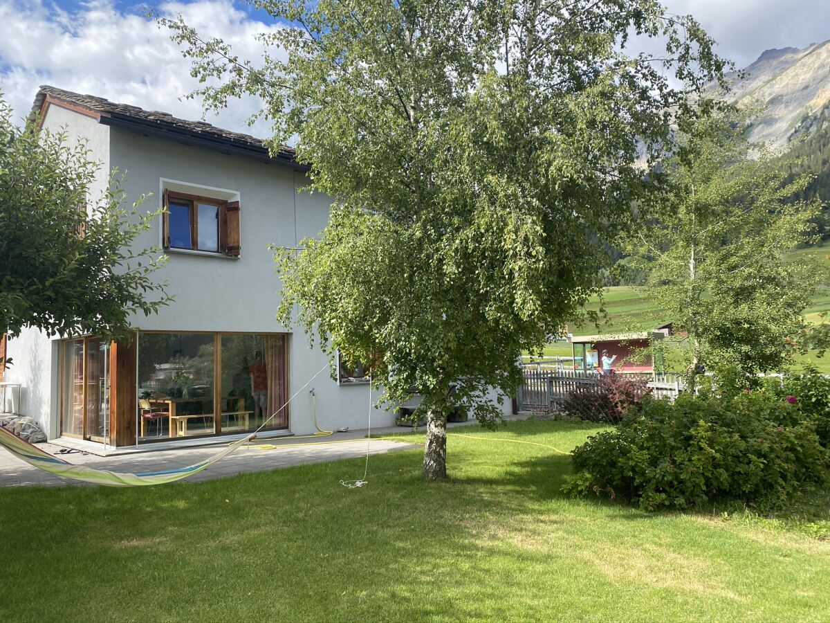 Holiday apartment Tgesa Grischa - Outdoor photo 3