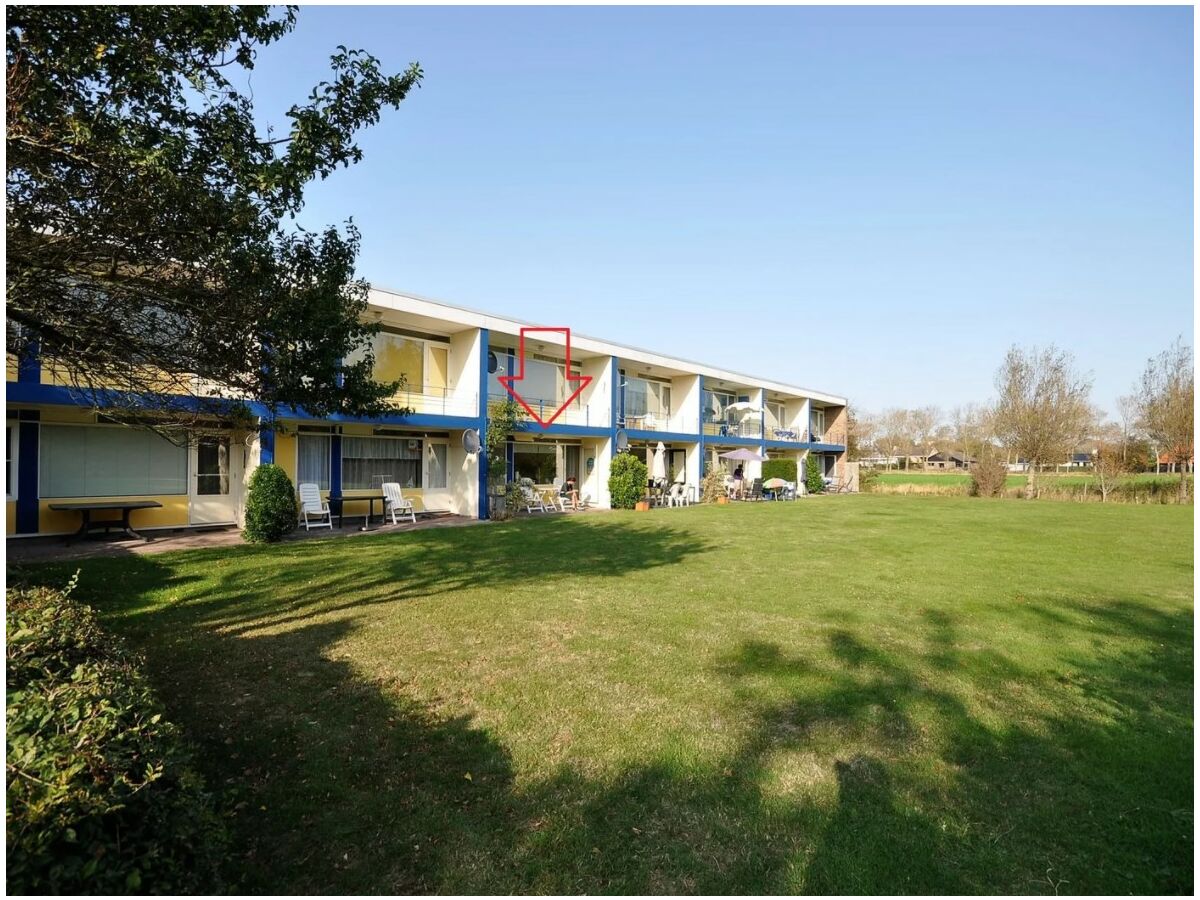 Holiday apartment Burgemeester van Woelderenlaan