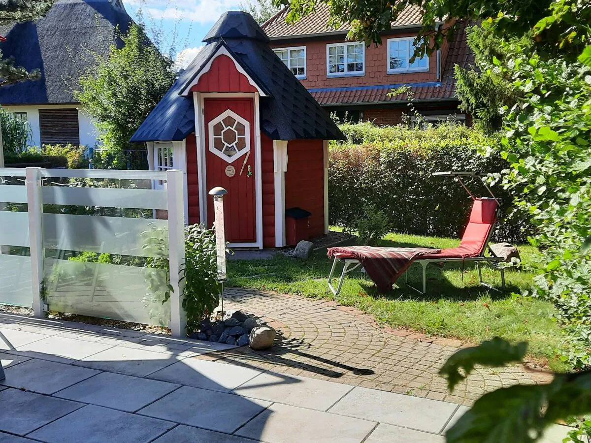 Holiday house Modernes Ferienhaus mit Sauna in Wiek am Meer - Outdoor photo 5