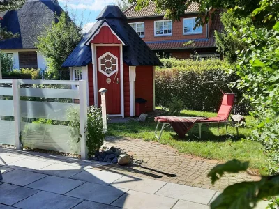 Holiday house Modernes Ferienhaus mit Sauna in Wiek am Meer - Outdoor photo 5