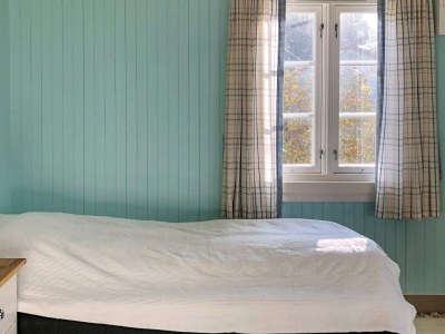 Holiday house 6 person holiday home in AVERØY-By Traum - Outdoor photo 10