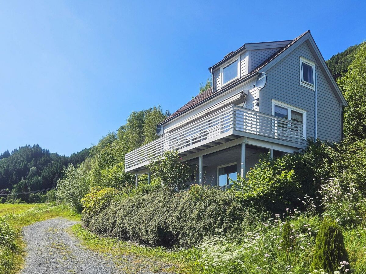 Holiday house 8 person holiday home in Sørbøvåg - Outdoor photo 2