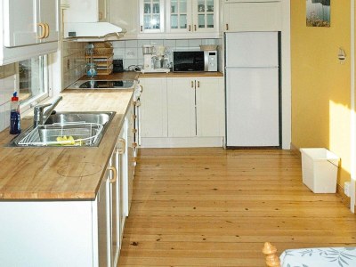 Holiday house 8 person holiday home in Sørbøvåg - Outdoor photo 7