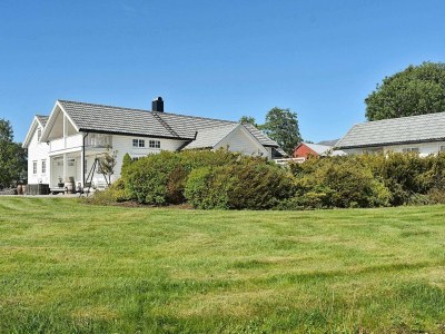 Holiday house 10 person holiday home in Tornes I Romsdal - Outdoor photo 23