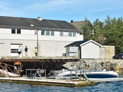 Holiday house 8 person holiday home in Oksvoll - Holiday house