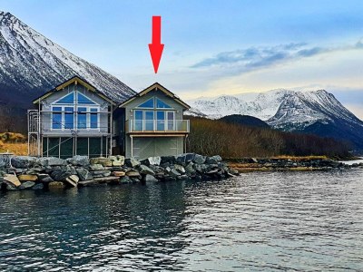 Holiday house 10 person holiday home in Brattvåg - Outdoor photo 8