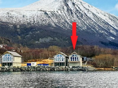 Holiday house 10 person holiday home in Brattvåg - Outdoor photo 9