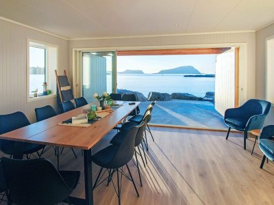 Holiday house 10 person holiday home in Brattvåg - Outdoor photo 47