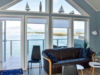 Holiday house 10 person holiday home in Brattvåg - Outdoor photo 56