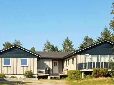 Holiday house 12 Personen Ferienhaus in Kvenvær - Outdoor photo 5