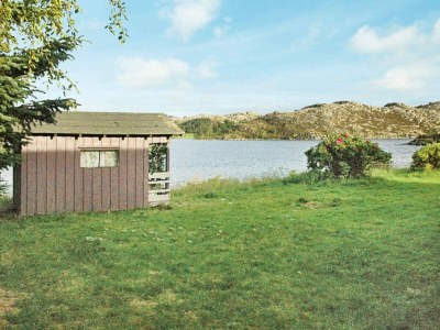 Holiday house 12 Personen Ferienhaus in Kvenvær - Outdoor photo 10