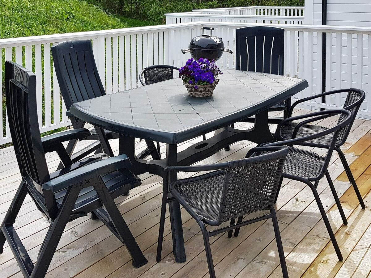 Holiday house 10 person holiday home in Brattvåg - Outdoor photo 2