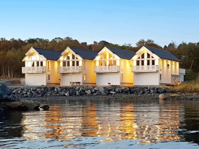 Holiday house 10 person holiday home in Brattvåg - Outdoor photo 4